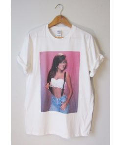 Kelly Kapowski Graphic T-shirt