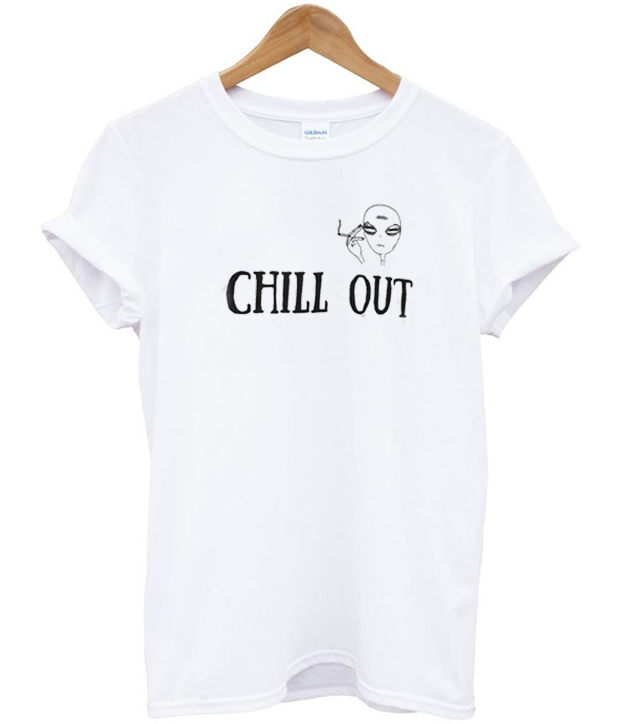 Chill Out Smoking Alien T-Shirt